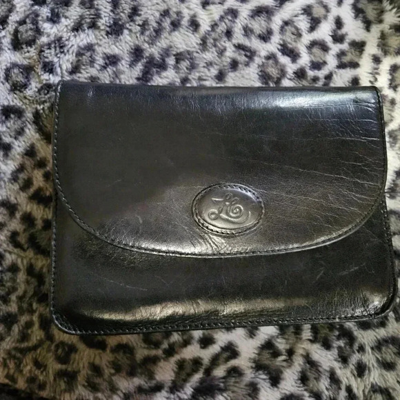 Vintage Genuine Leather Side Bag Crossbody Compact Bag  - 90s - Picture 1 of 16